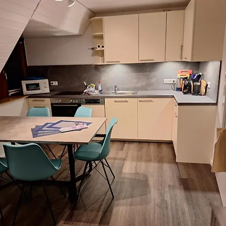 2, Nei Stich 19a Apartment *