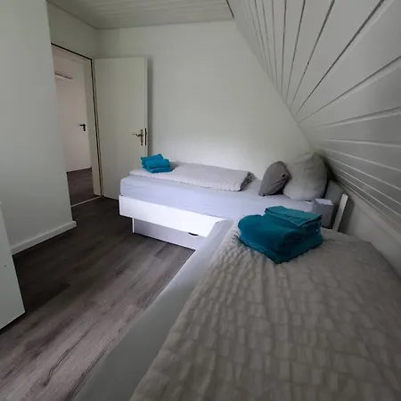 Apartment 2, Nei Stich 19a